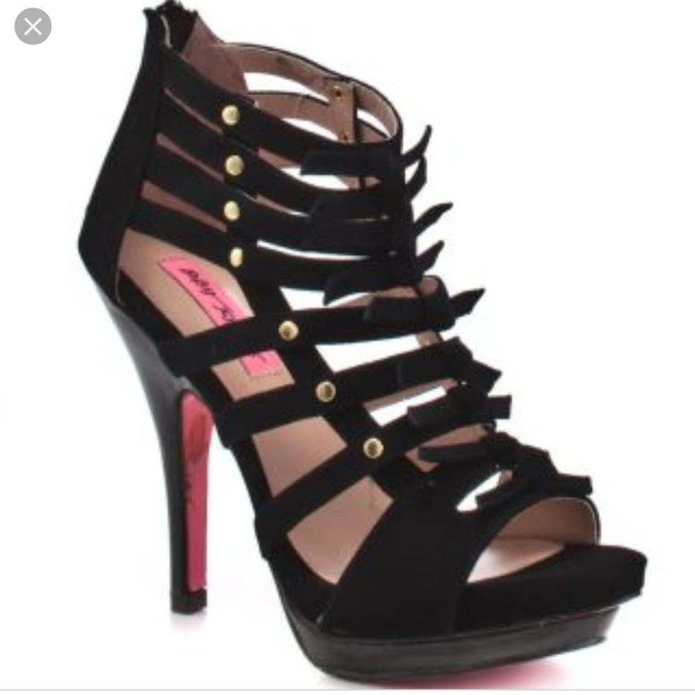 Betsey Johnson Tinaa